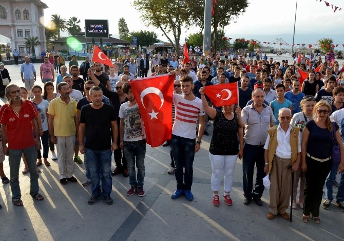 Bandırma’da Teröre Tepki Yürüyüşü