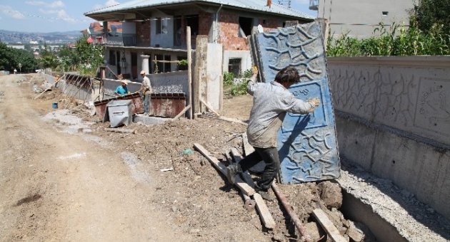 Başiskele’de Perde Duvarlarla Güvenli Yollar