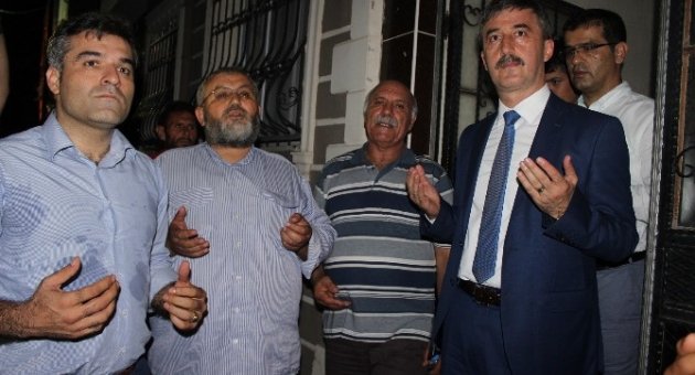 Başkan Şirin, Şehit Evini Ziyaret Etti