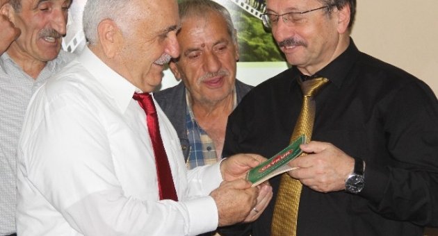 Bedrettin Dalan, Rize’de Organik Tarım Toplantısına Katıldı