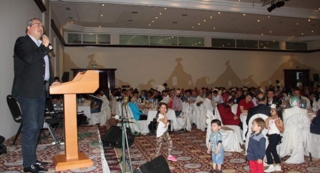 Belediye Başkanı Ünver’den Belediye Personeline İftar Yemeği