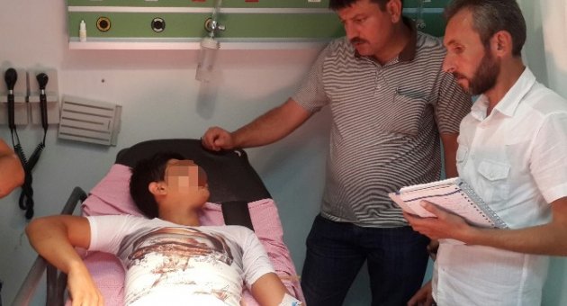 Bıçaklı Saldırıya Uğrayan Çocuk Hastanelik Oldu