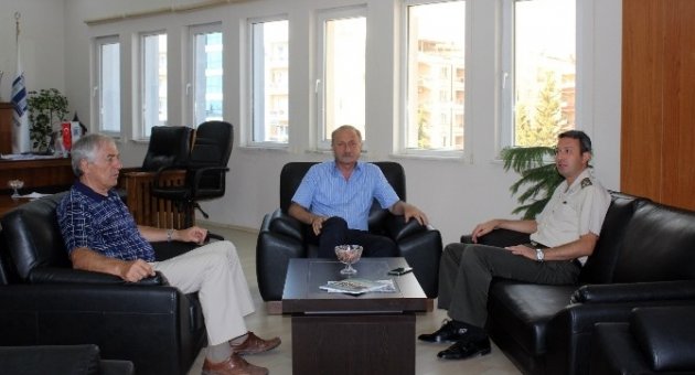 Binbaşı Akgün’den Belediyeye Ve STK’lara Veda Ziyaretleri