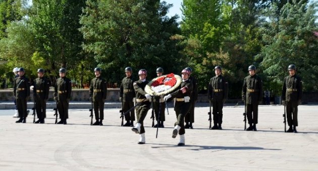 Bitlis’te 30 Ağustos Zafer Bayramı