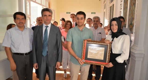 Bolu’da Hüsn-i Can Hat Sergisi Açıldı