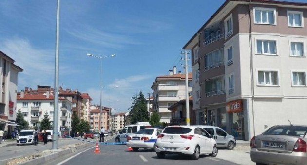 Bolu’da Şüpheli Çanta Fünye İle Patlatıldı