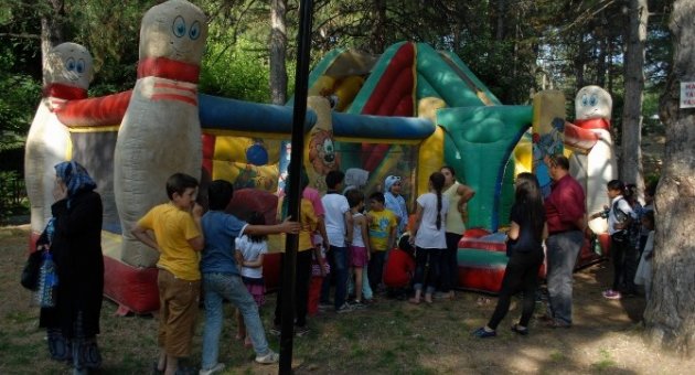Bolvadin’de Çocuk Tiyatrosuna Yoğun İlgi
