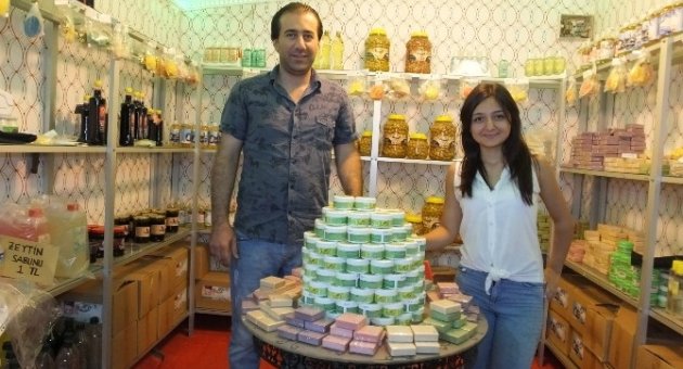 Burhaniye’de Zeytinyağlı Sıvı Sabun Beğenildi