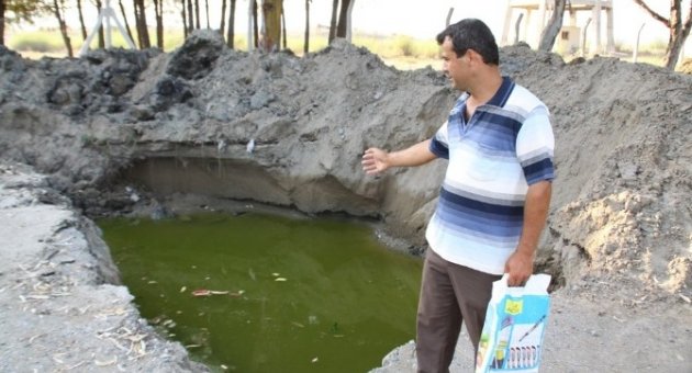 Burnaj Plajı Etrafındaki Çukurlar Tehlike Saçıyor