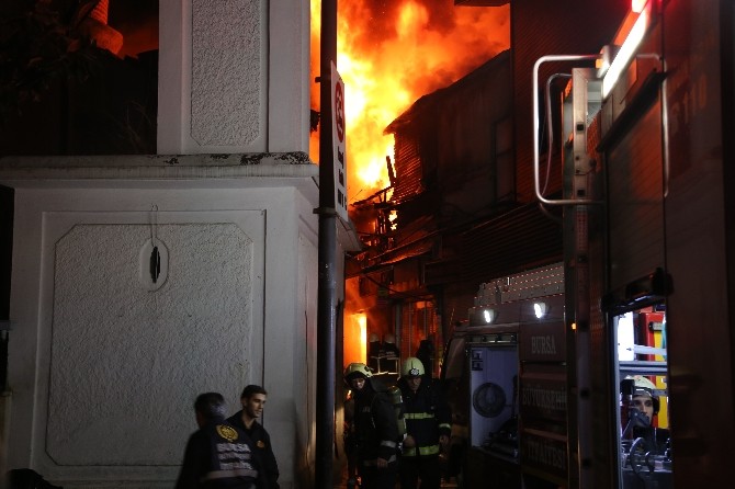 Bursa Kapalıçarşı’da Büyük Yangın