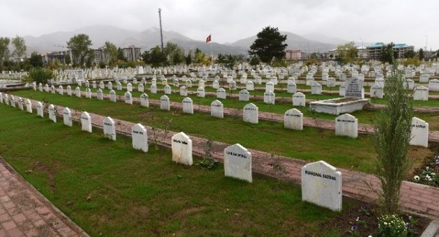 Büyükşehir’den Modern Mezarlık Hizmetleri