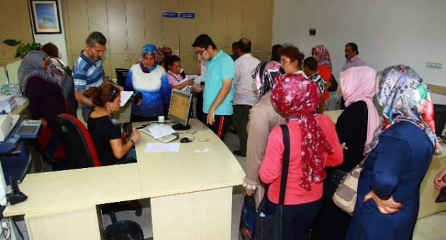 Büyükşehir’den Öğrencilere Öğrenim Yardımı