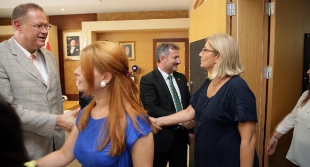 Büyükşehir Personeli Bayramlaştı