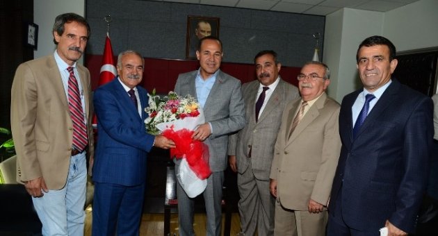 Büyükşehir Ve Esnaftan, Adana İçin Birlikte Çalışma Kararlılığı