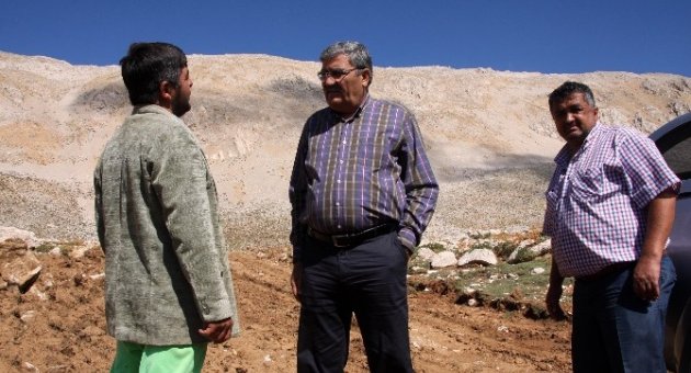 Büyükşehir Yayladaki Çadırın Yolunu Yapıyor