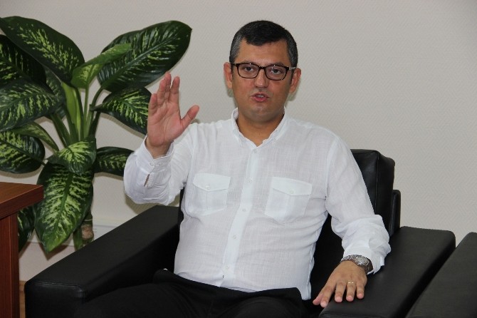 CHP’li Özel’den Yarbay Alkan’a Destek
