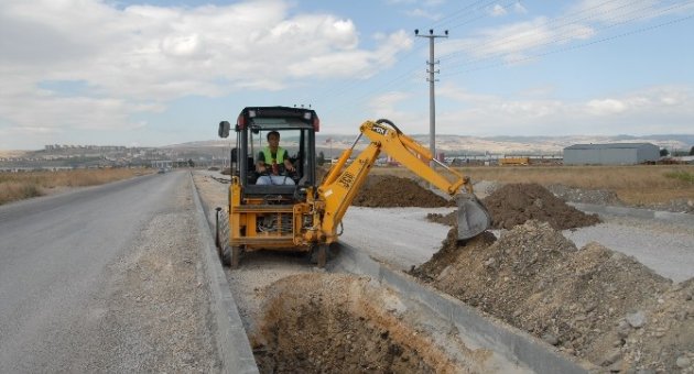 Çorum Belediyesi’nden Hıdırlık Caddesi’ne Son Rötuşlar