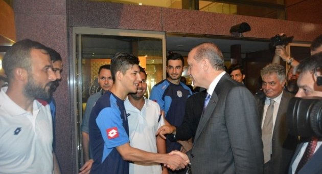 Cumhurbaşkanı Erdoğan’dan Rizespor’a Ziyaret