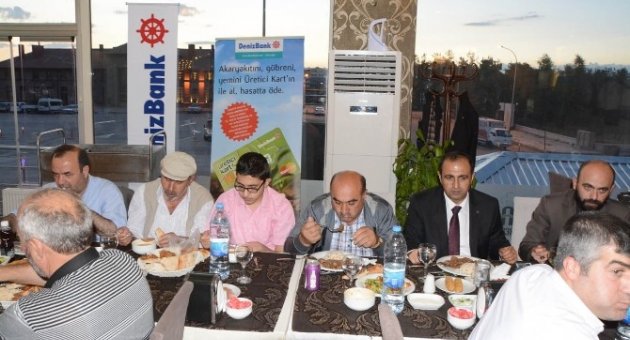 Deniz Bank’tan Erzurumlu Çiftçi Üreticilerine İftar Yemeği