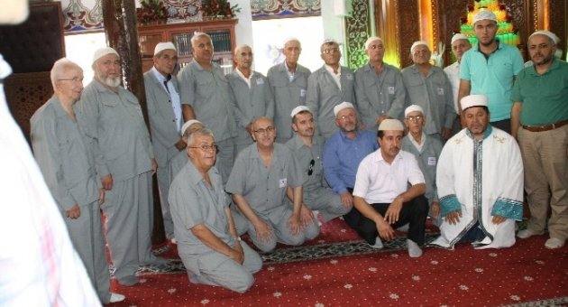 Devrek’ten İlk Hac Kafilesi Uğurlandı
