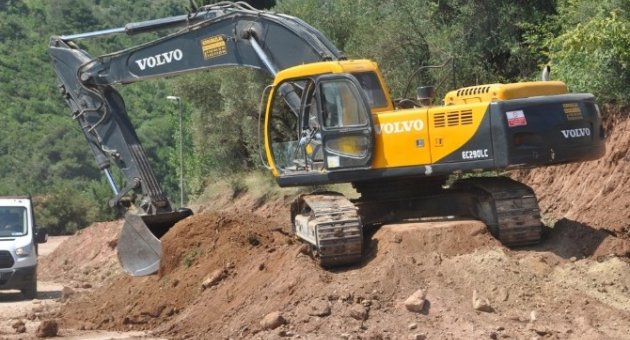 Dilovası’nda Yeşil Vadiye Parke Yol Döşendi