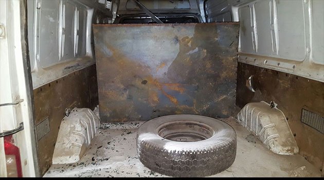 Diyarbakır’da vatandaş ihbar etti bomba yüklü minibüs bulundu