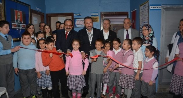 Doğan, Çocuklarla Birlikte Kütüphane Açtı