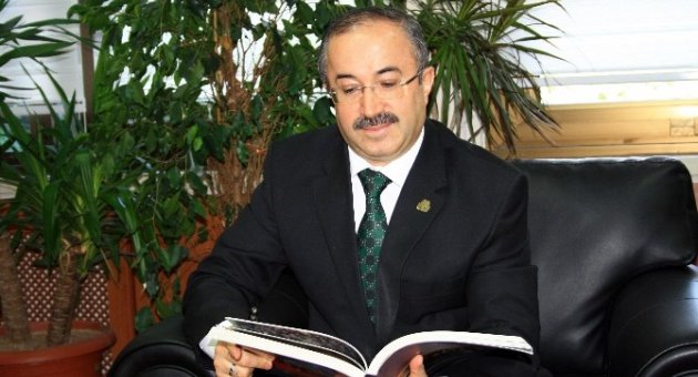 DÜ’den Çarpıcı ‘Mutluluk’ Anketi