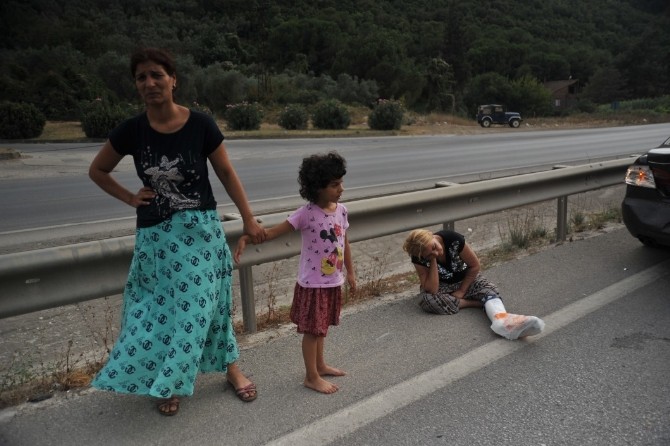 Düğüne Giderken Otobüs Çarptı