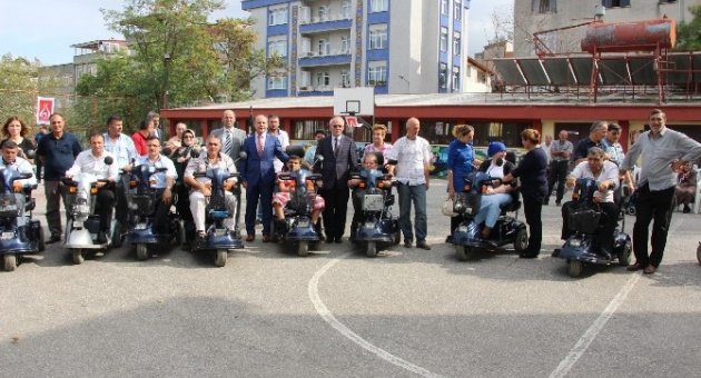 Engellilere Çifte Bayram