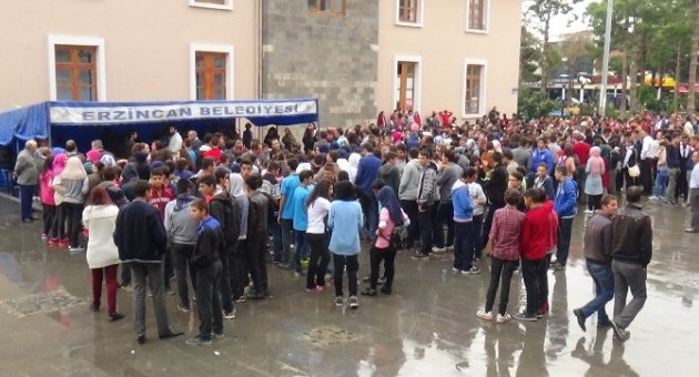 Erzincan’da 40 Bin Öğrenciye 40 Bin Kitap
