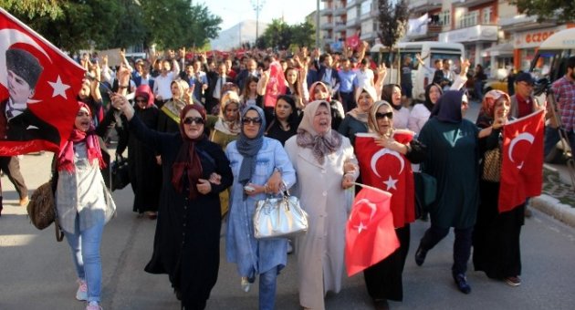 Erzurum’da Teröre Tepki