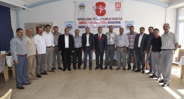 Esnafa Yüzde 8 Akaryakıt İndirimi 