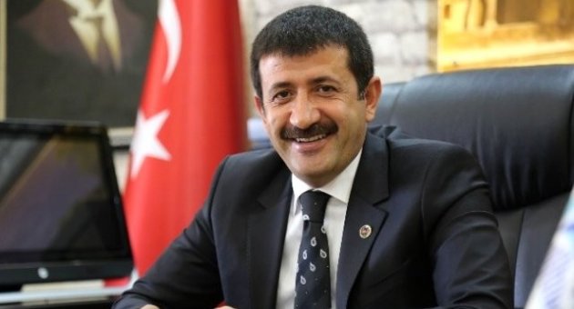 Eyyübiye Belediye Başkanı Mehmet Ekinci;