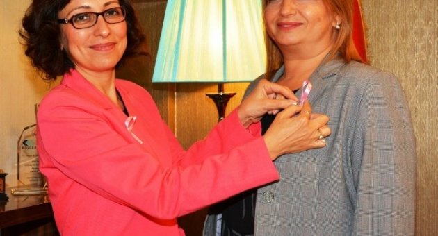 Farkındalık İçin, Pembe Kurdele