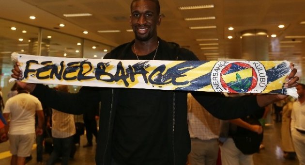 Fenerbahçe’nin Yeni Transferi İstanbul’da