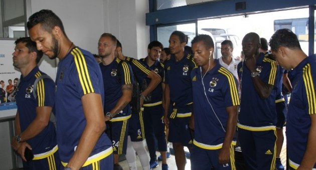 Fenerbahçe Trabzon’dan Olaysız Ayrıldı