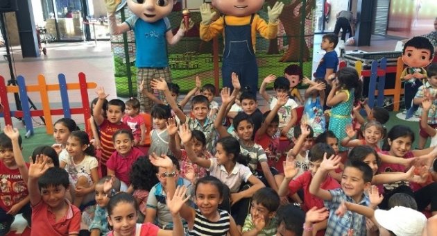 Forum Gaziantep’in Minik Ziyaretçileri Can’ı Çok Sevdi