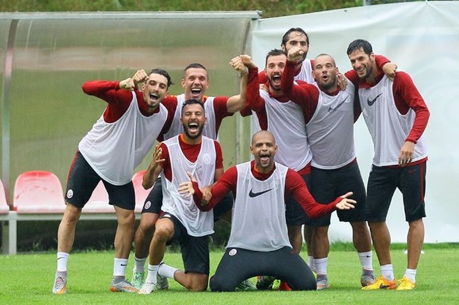 Galatasaray’da Selçuk Ve Semih Antrenmanı Yarıda Bıraktı