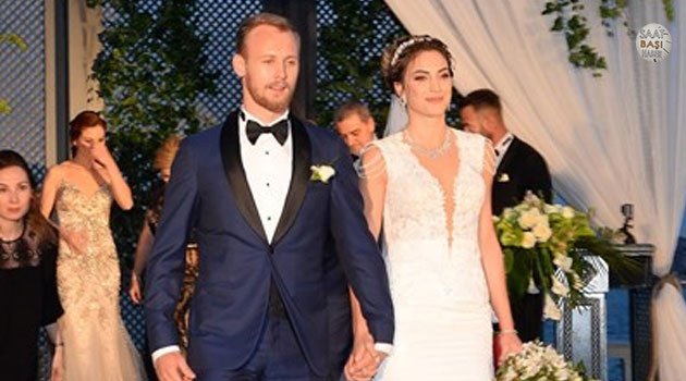 Galatasaraylı Semih Kaya evlendi