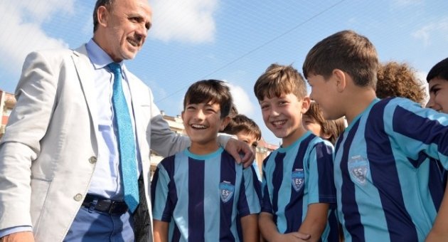 Geleceğin Yıldızları Erenler’de Yetişiyor