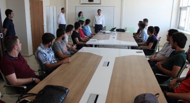 Gençlik Merkezi’nde Uygulamalı Girişimcilik Eğitimi Başladı