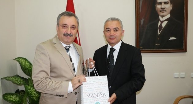 Genel Sekreter Memiş’ten Turgutlu Kaymakamı Turan’a Ziyaret