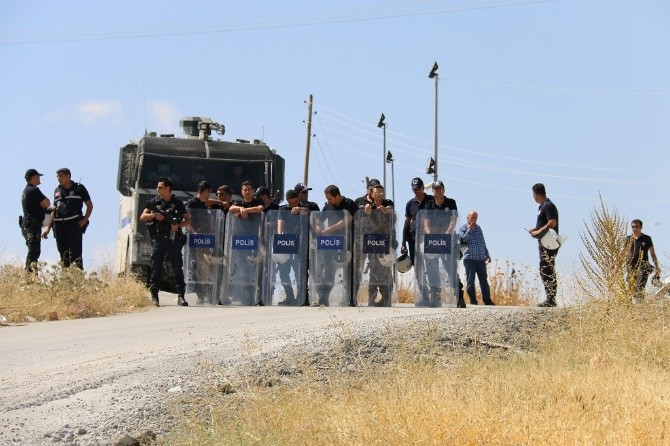 Gözaltındaki Eş Başkan Sağlık Kontrolünden Geçti