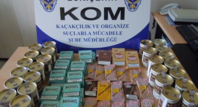 Gümrük Kaçağı Tütün Ve Türün Ürünleri Bulunan İş Yerine Polis Baskını