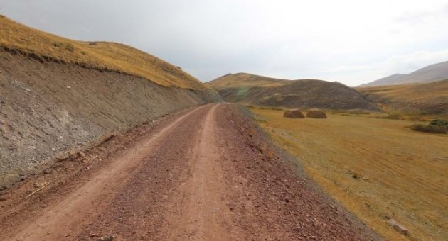 Gürpınar’da Yol Yapım Çalışması