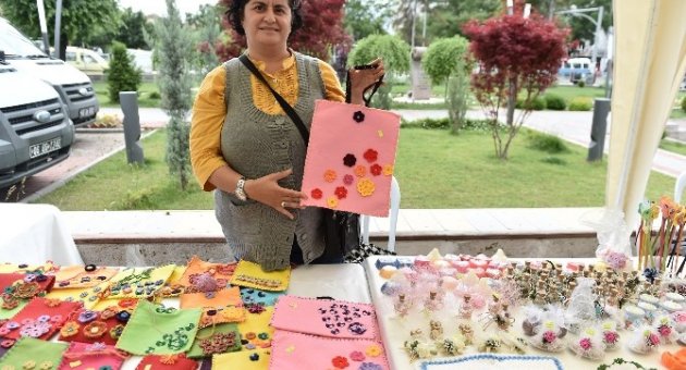 Hanımeller Çarşısı Kapılarını Açtı