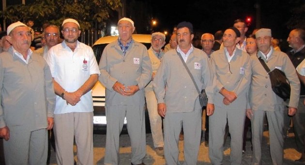 Hisarcıklı Hacı Adayları Kutsal Topraklara Uğurlandı