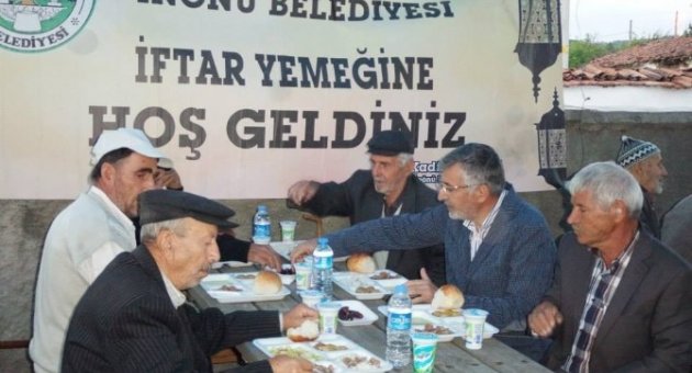 İnönü Belediyesi’nin Son İftar Programı Seyitali Mahallesinde Gerçekleşti