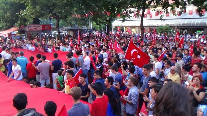 Isparta’da Teröre Lanet Yürüyüşü